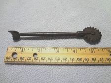 Antique Primitive Iron Pie Crimper