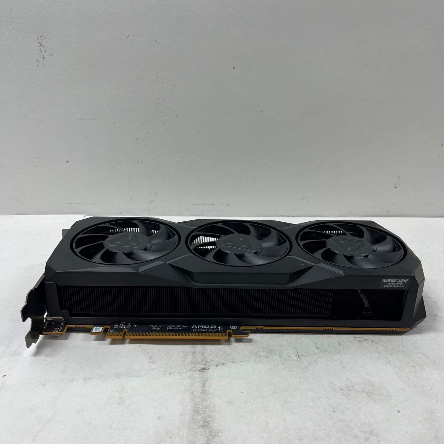 AMD Radeon RX 7900 XT 20GB GDDR6 Graphics Card RX-79TMBA