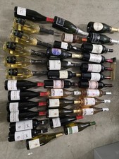 Lot 35 bouteilles de vin champagne prosecco beaujolais chateau margaux