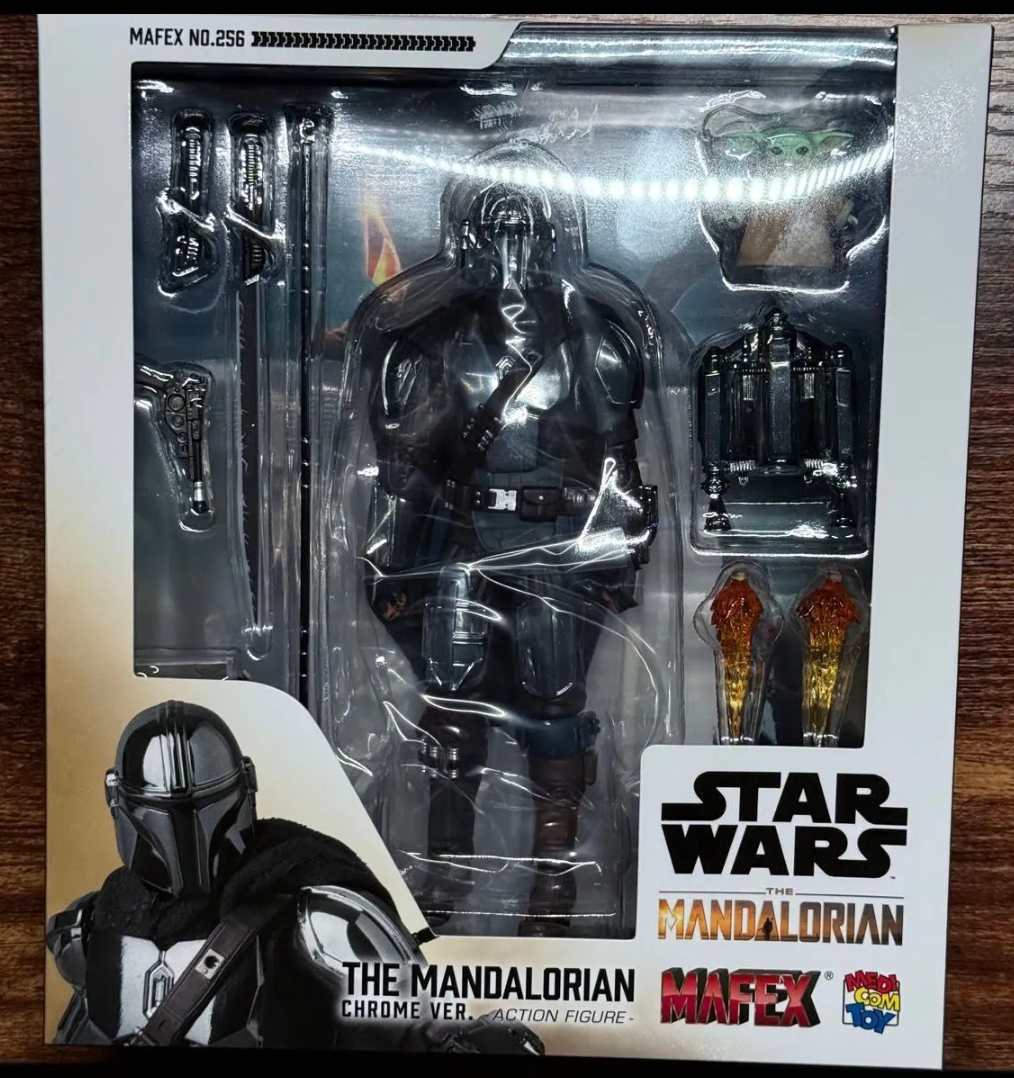 MAFEX No.256 THE MANDALORIAN CHROME Ver. Medicom Toy Action
