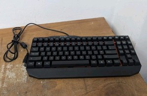 Zalman ZM-K500 kabelgebundene Tastatur schwarz guter Zustand USB-Stecker für PC