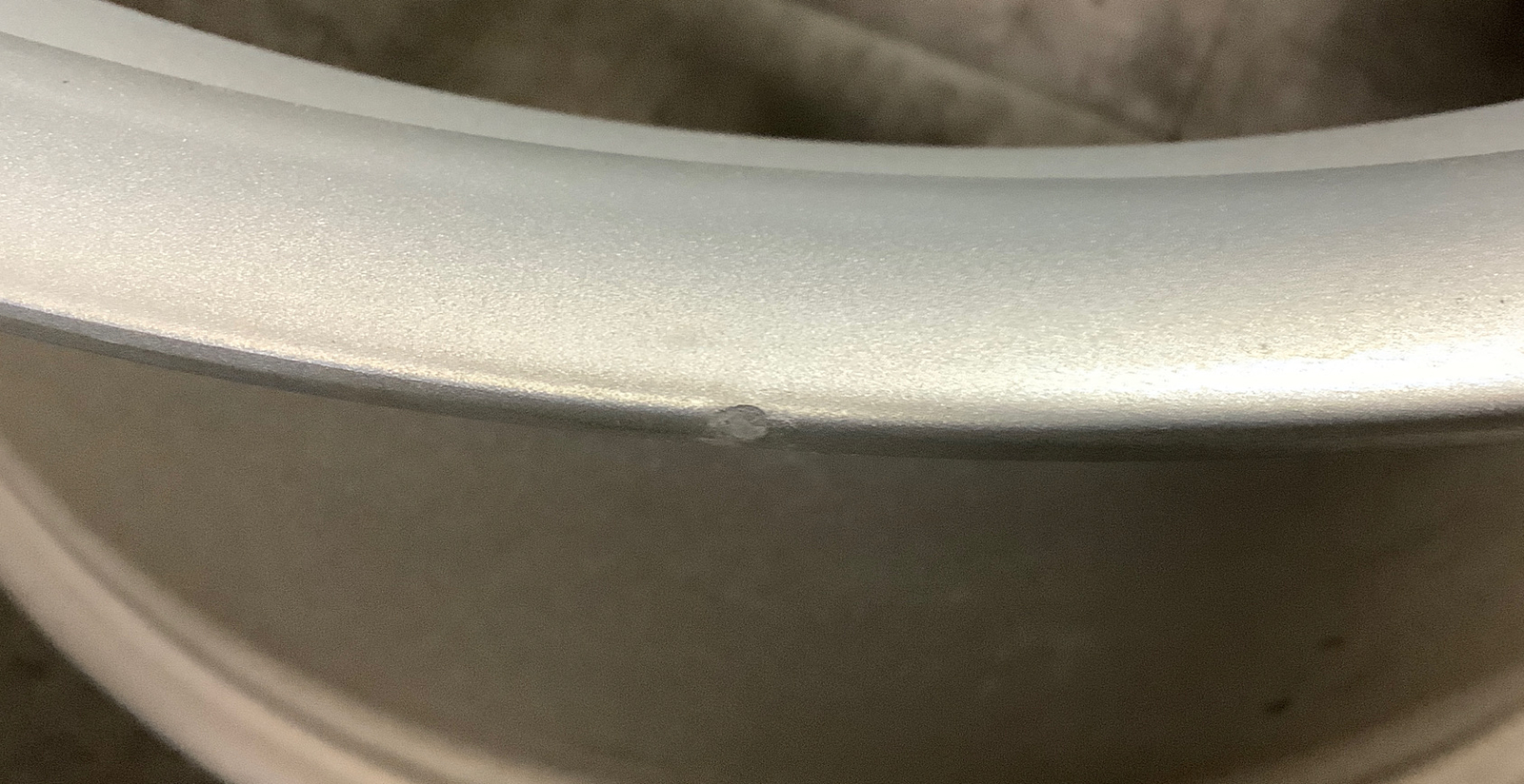 Ferrari GTC4Lusso 2018 2019 96939 aluminum OEM wheel rim 20 x 10.5 REAR blemish