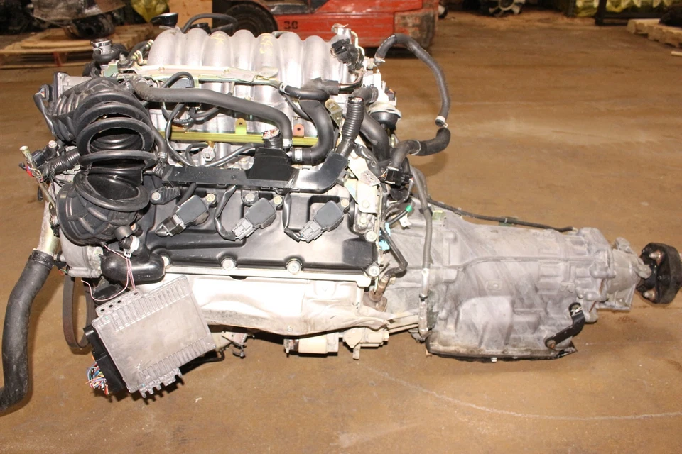 JDM 2006 2007 2008 2009 2010 INFINITI M45 FX45 ENGINE 4.5L V8 VK45DE MOTOR Foto 3 de 4