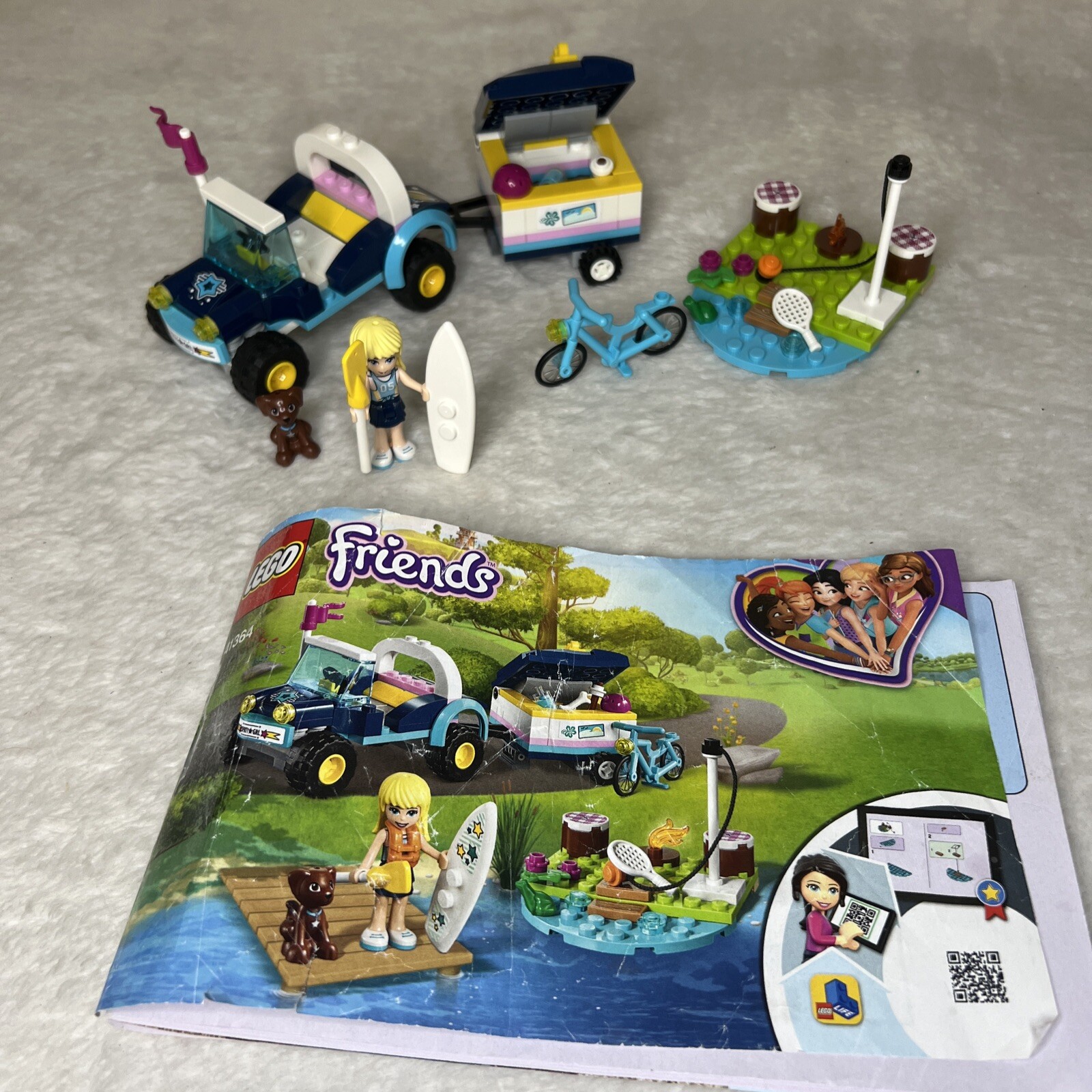 Lego Set #41364 Friends Stephanie's Buggy and Trailer No Surfboard Sticker