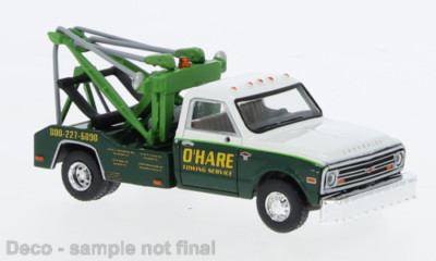 BREKINA  1968  CHEVROLET C-30  TOW TRUCK   GREEN / WHITE     HO 1/87  PLASTIC