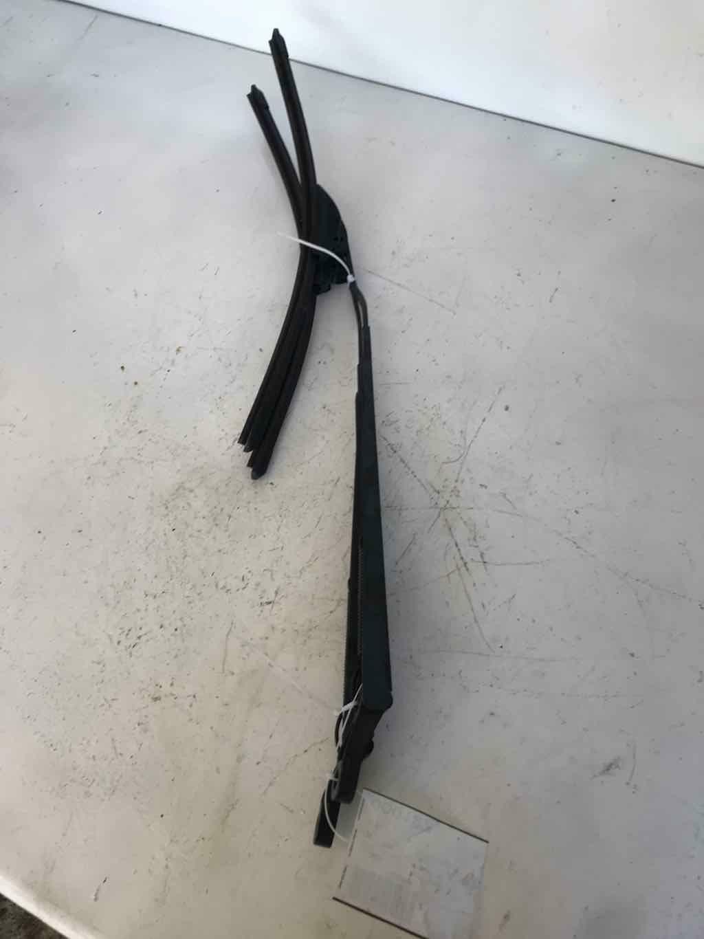 2003 FORD EXPEDITION Windshield Wiper Arm Blades frameless Left & Right