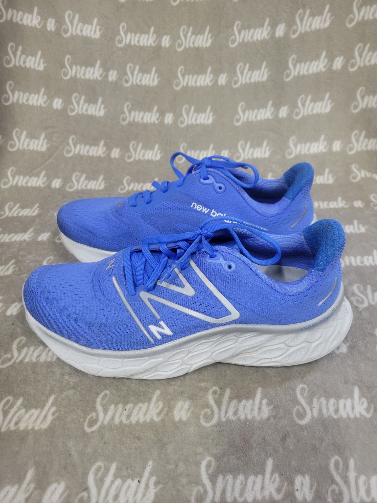 Size 10 - New Balance Fresh Foam X More v4 Bright Lapis Cobalt Womens thumbnail 2