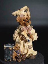 Boyds Bears  Friends Bailey, The Graduate Carpe Diem Collectible Figurine