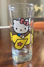 Taza de vaso Sanrio Hello Kitty on Plane 2013 de 6" de alto.