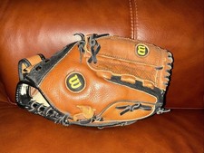 Wilson Select Baseball Glove A2445 Top Grade Leather 11" Youth RHT Right Throw