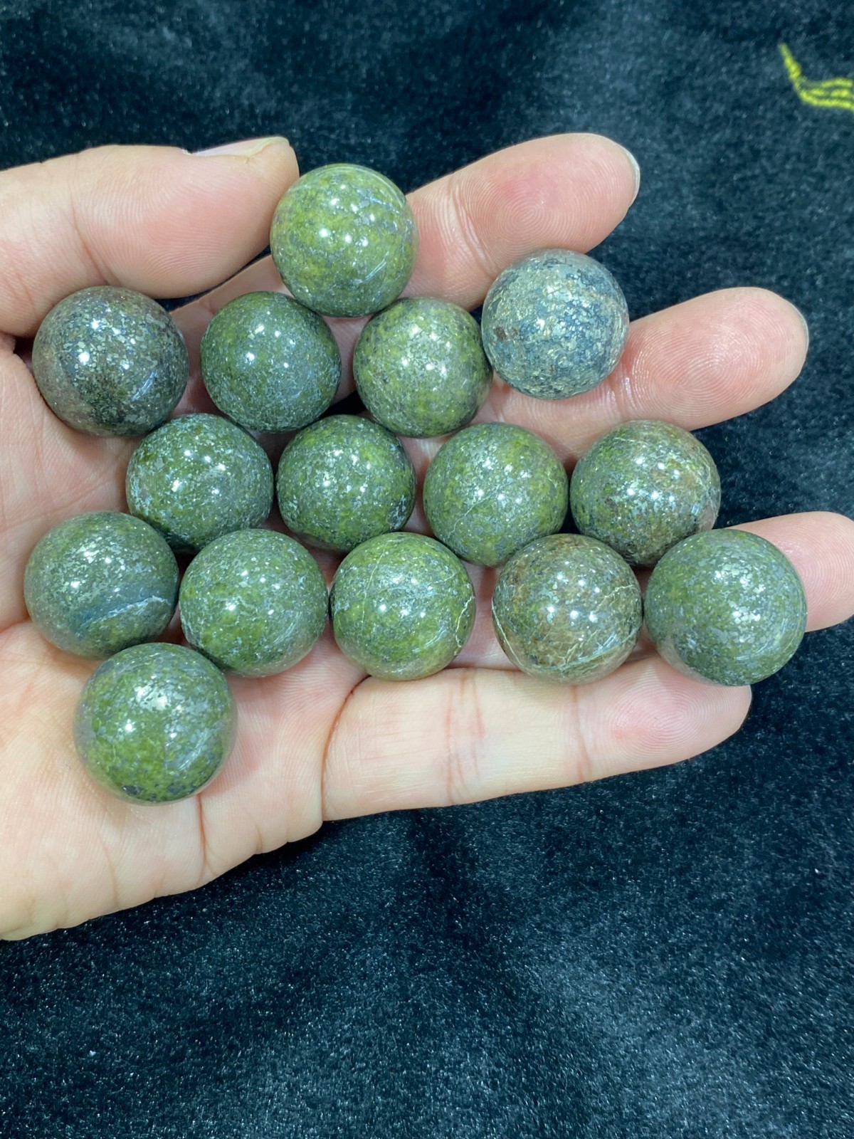 5pcs Natural chalcopyrite Sphere Quartz Crystal Carved reiki ball healing 20mm