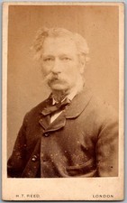 CDV Circa 1870s H.T. Reed Older Bearded Man In Suit London