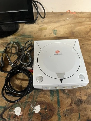 Sega Dreamcast White Console With Cables
