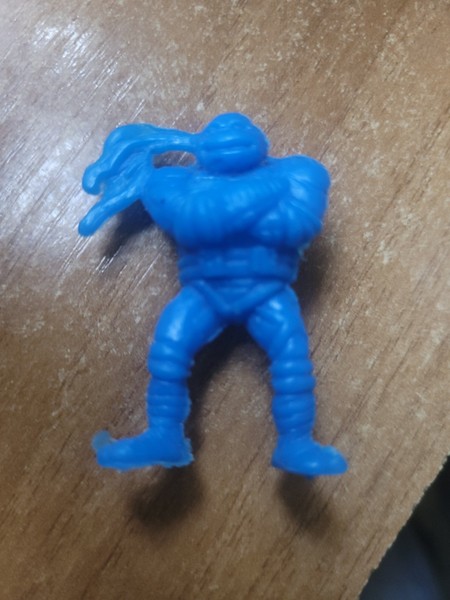Antigua Figura De Plástico De Tortugas Ninja Leonardo Mirage