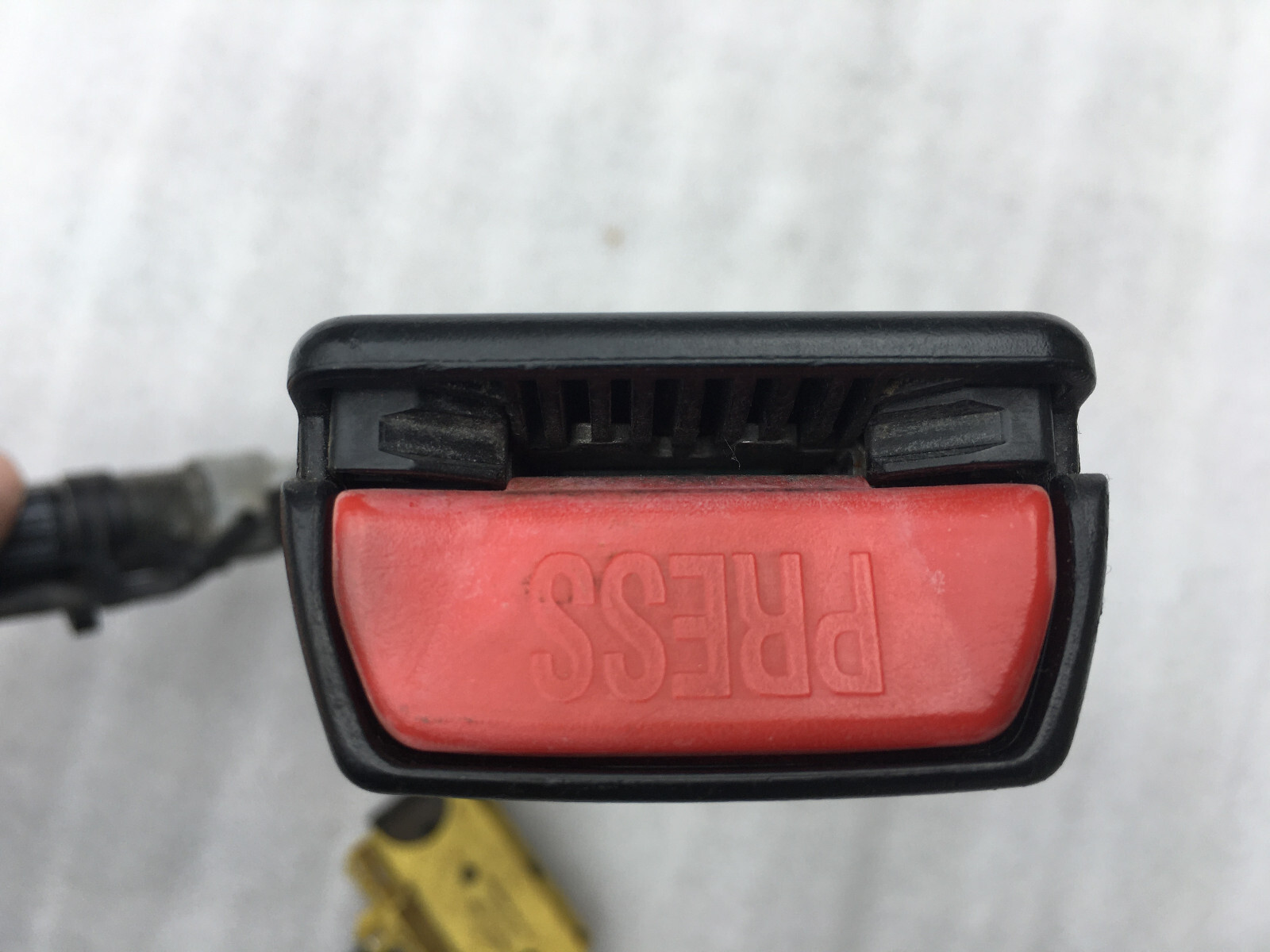 BMW OEM Wire, seat belt tensioner/seat plug 8257788 E46 E63 E53 E83 E85