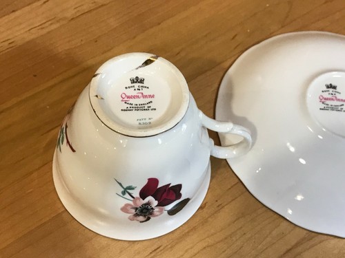 Queen Anne Ridgway 8302 Inglaterra Taza y Platillo Rosas Rojas Rosa - Imagen 9 de 9