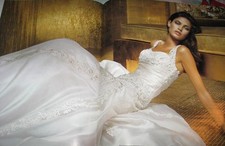 Pronovias Oleaje Bridal Wedding Gown-White, Size 4