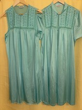 2 Pcs Vintage Vanity Fair Nylon Teal Blue Pintuck Lace Nightgown Robe USA- Med