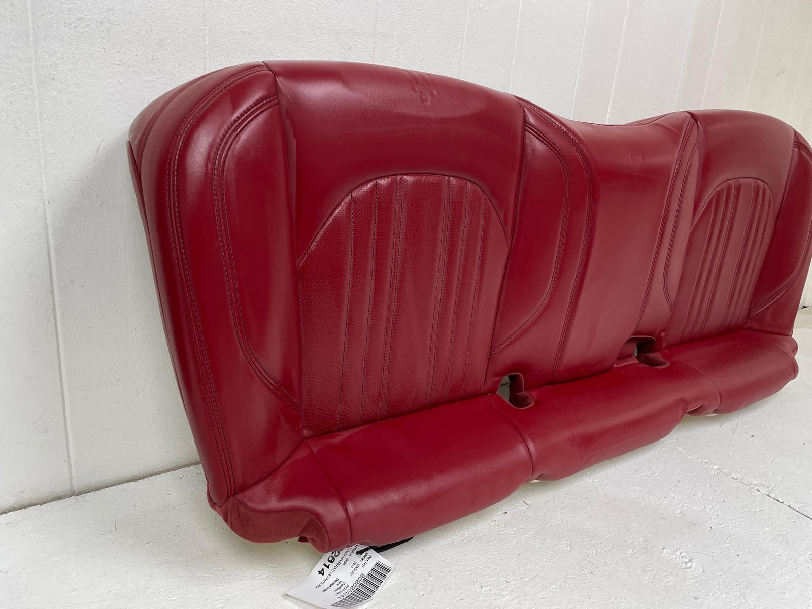 2017 2018 2019 2020 2021 2022 MASERATI LEVANTE REAR SEAT BOTTOM CUSHION RED OEM