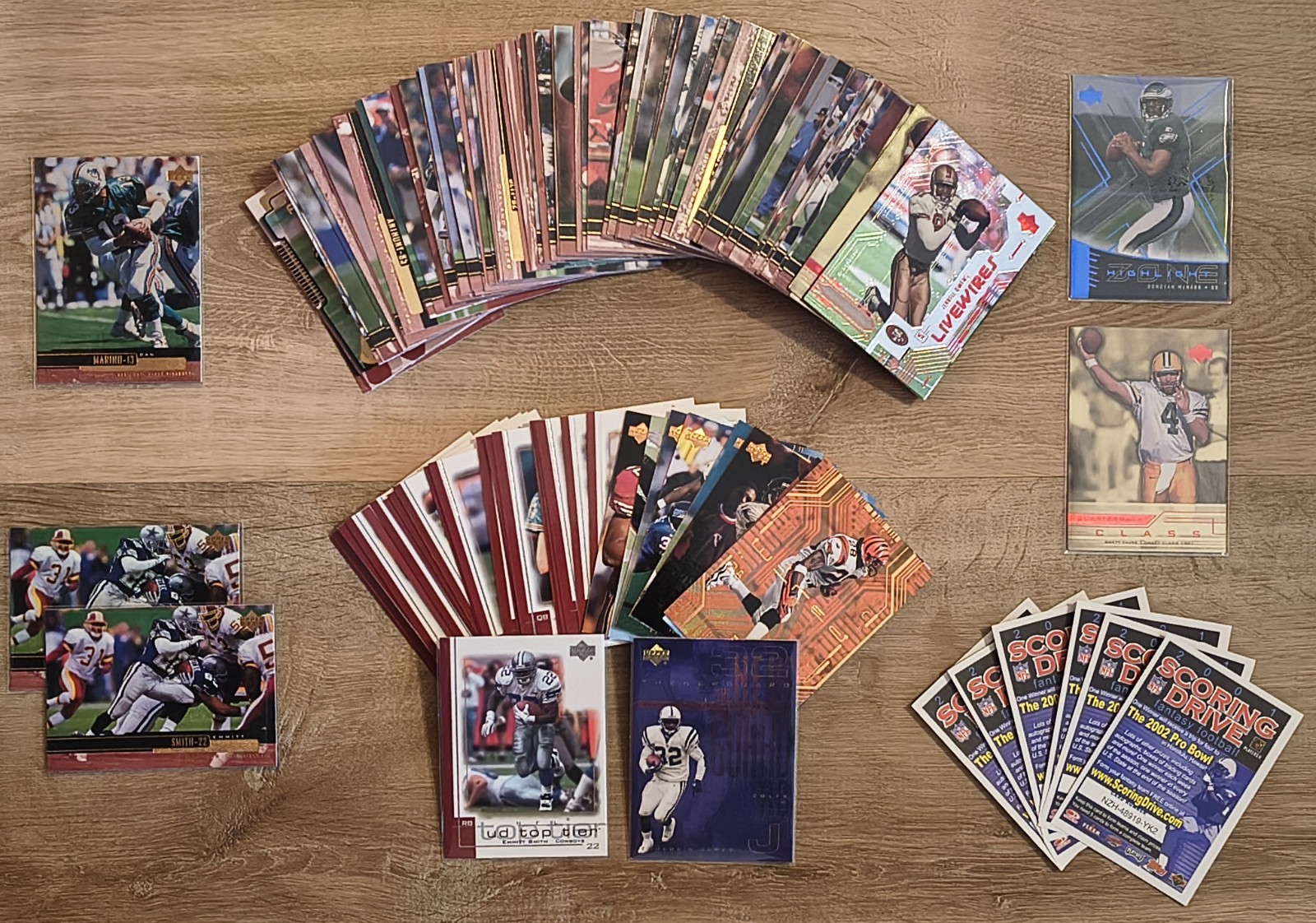 1999-01 Upper Deck NFL Football Card Lot - Dan Marino, Brett Favre, Emmitt Smith
