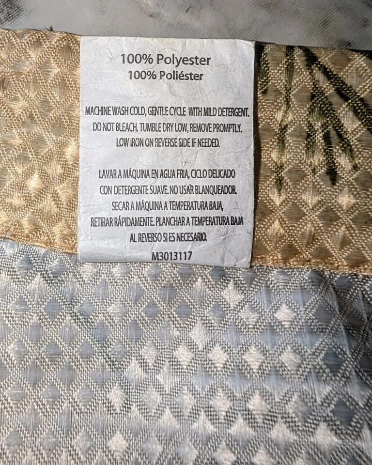 SHOWER CURTAIN. GREEN LEAF AND DRAGONFLY. GREEN TAN. Sz 70" x 70" - Image 4 of 4