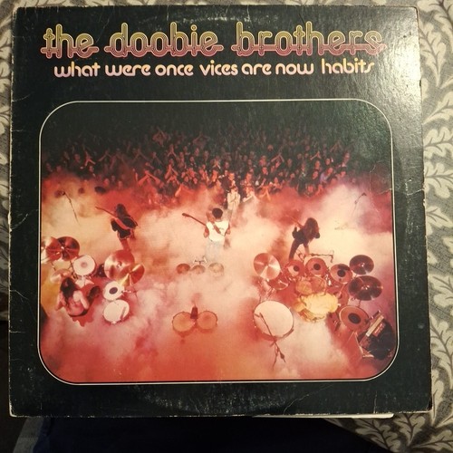 THE DOOBIE BROTHERS "WHAT WERE ONCE VICES ARE NOW HABITS" VINYL LP 1974 - Picture 1 of 4