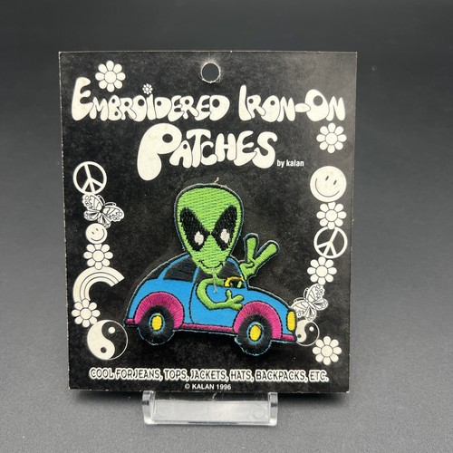 Parches de hierro bordados vintage nuevos de Kalan "Alien Peace" 1996 - Imagen 1 de 4