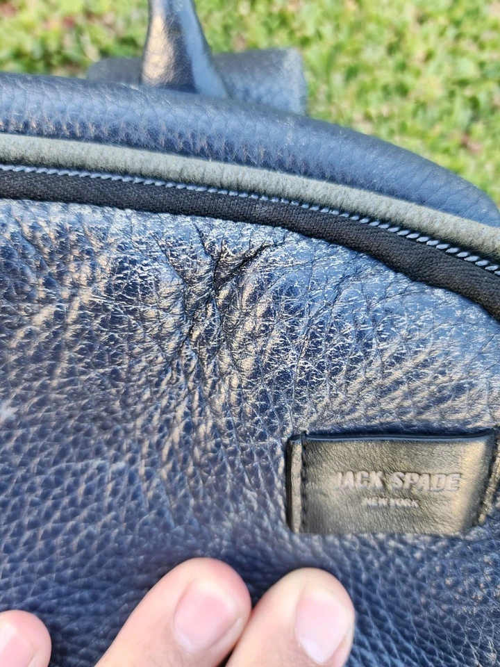 Mochila Jack Spade Cuero Guijarro AZUL Usada Foto 3 de 4