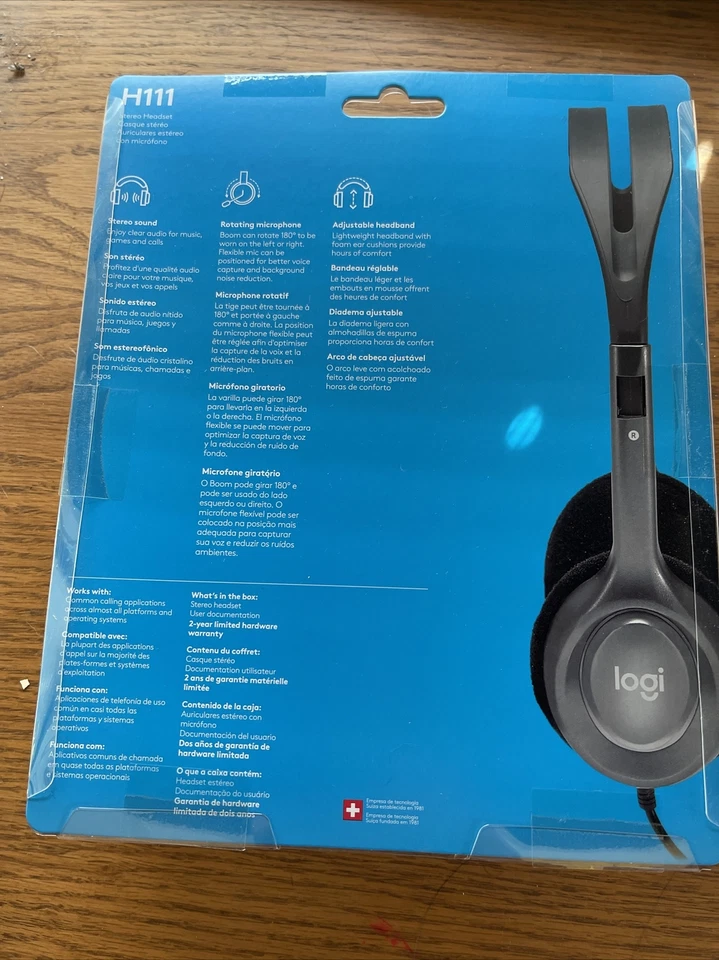 Logitech H111 Stereo Headset w/ Rotating Microphone Adjustable 3.5mm - Image 2 of 2
