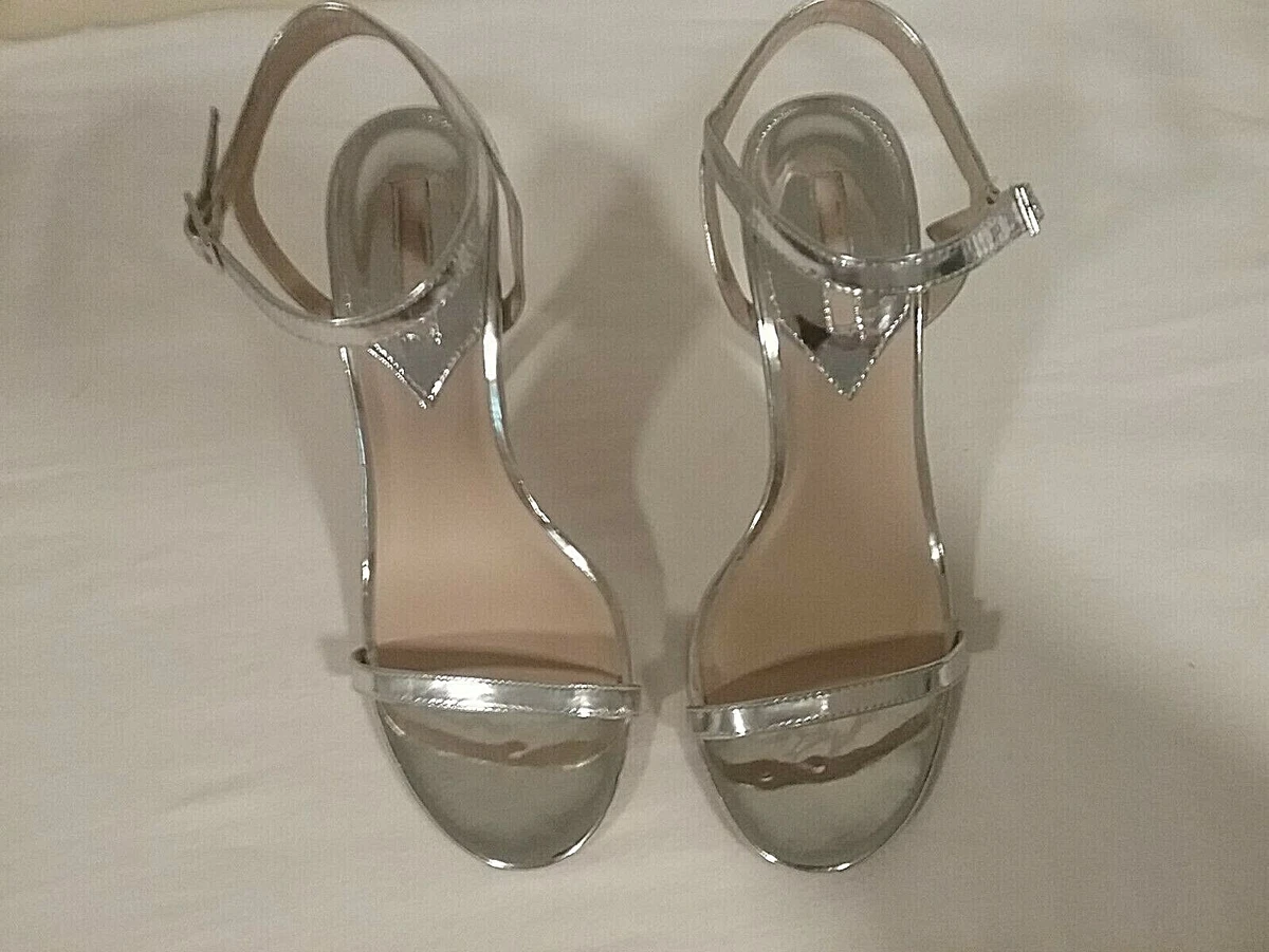Forever 21 shop silver heels
