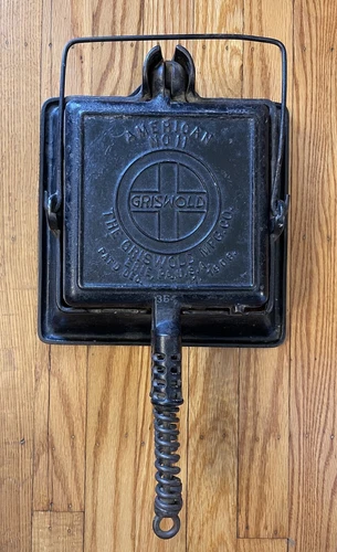 Vtg Griswold Cast Iron #11 USA Tall Base Square Waffle Iron 363 / 364 FREE SHIP