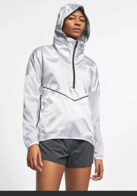 New With tag Nike Women 1/2 Zip  Tech Pack Running Jacket $150 REFLECTIVE 