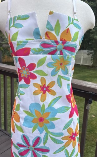 Vintage sleeveless Floral Pencil dress, offbeat, rare, 1960s USA