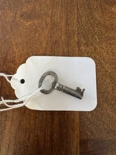 Antique Steamer Trunk Luggage Baggage Key #G26 Lock Hardware Vintage