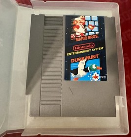 Super Mario Bros Duck Hunt Nintendo (NES) - Clamshell Case Great Condition