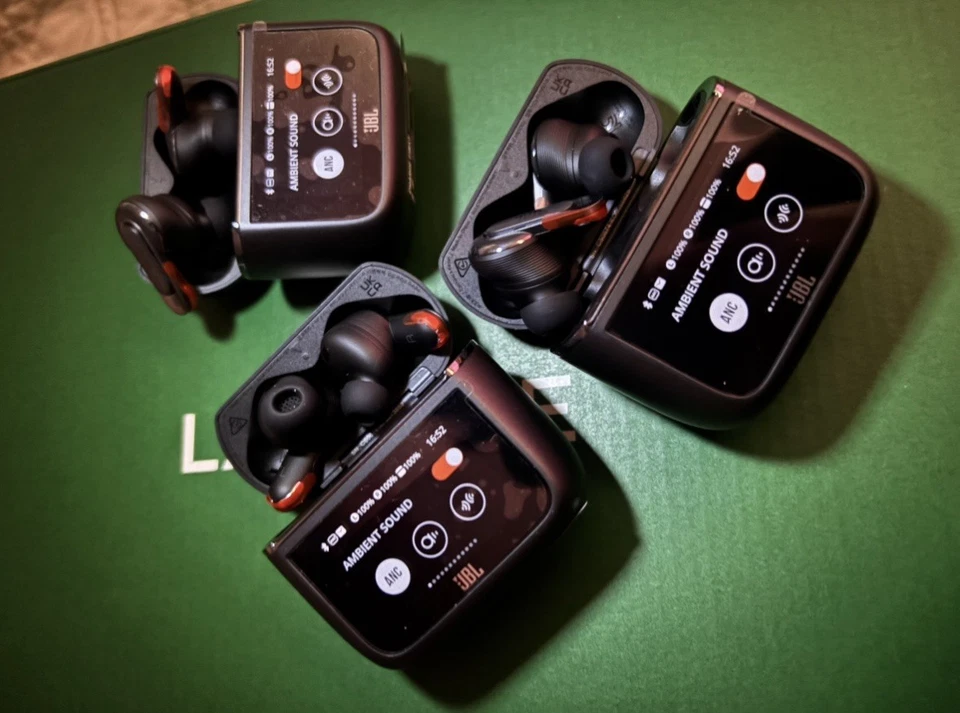 New JBL Tour Pro 3 Wireless In-Ear Bluetooth Headphones Black JBLTOURPRO3BLKAM - Image 3 of 3