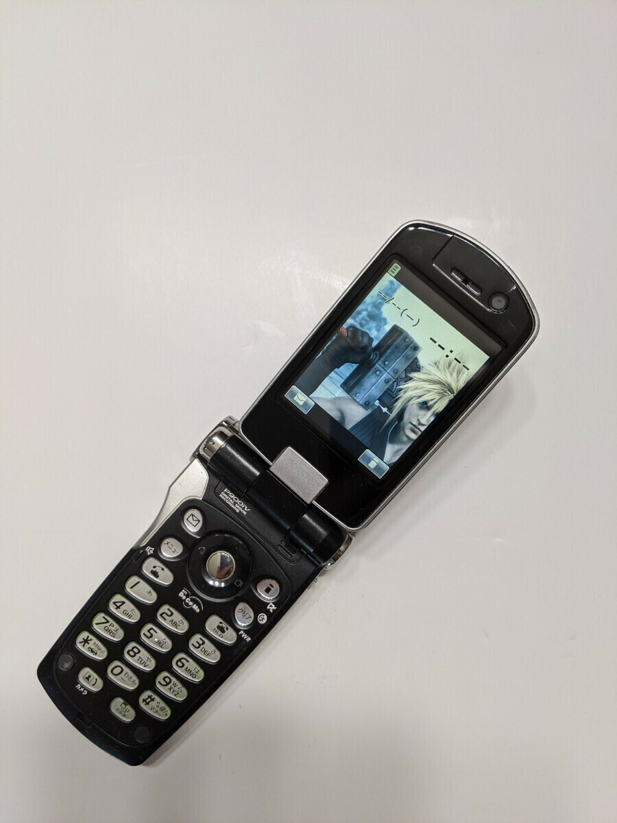 FOMAP900iV /クラウドブラック ファイナルファンタジー 内蔵　スタンド FOMAP900iV /クラウドブラック ファイナルファンタジー 内蔵