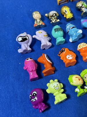 Lot 40+ Gogo's Crazy Bones Most Valuable Gogo's (9) Gold Various