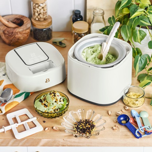 Hermosa Heladera de 1,5 Qt con Pantalla Táctil Activada, Glaseado Blanco por - Imagen 4 de 6