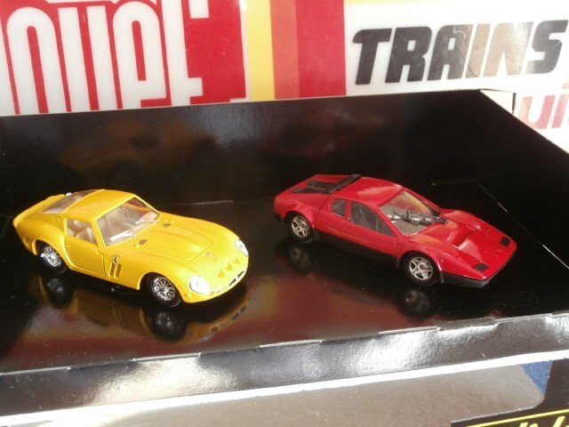 Duo Ferrari et 250 GTO Solido miniature neuve pour décoration de bureau