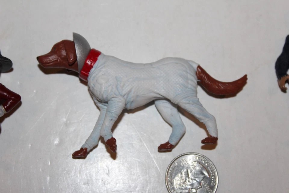 Figura de perro Cosmo Howard el Pato Moon Boy Cosmo 2016 Marvel Legends Collectors Vault Foto 3 de 4