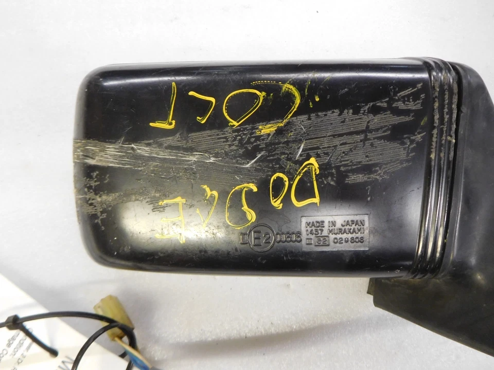 OEM Dodge Colt 2 Door Right Power Door Mirror 1987 1988  NEEDS GLASS Foto 2 de 4