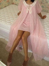 Vintage Pink Nightgown Sz M Made In USA Cottagecore Coquette Grandma core