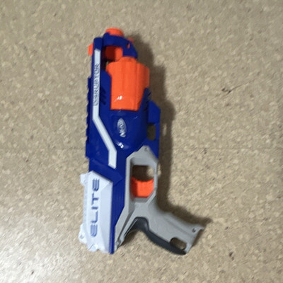 NERF N-Strike Elite Disruptor Dart-Blaster blau orange grau weiß