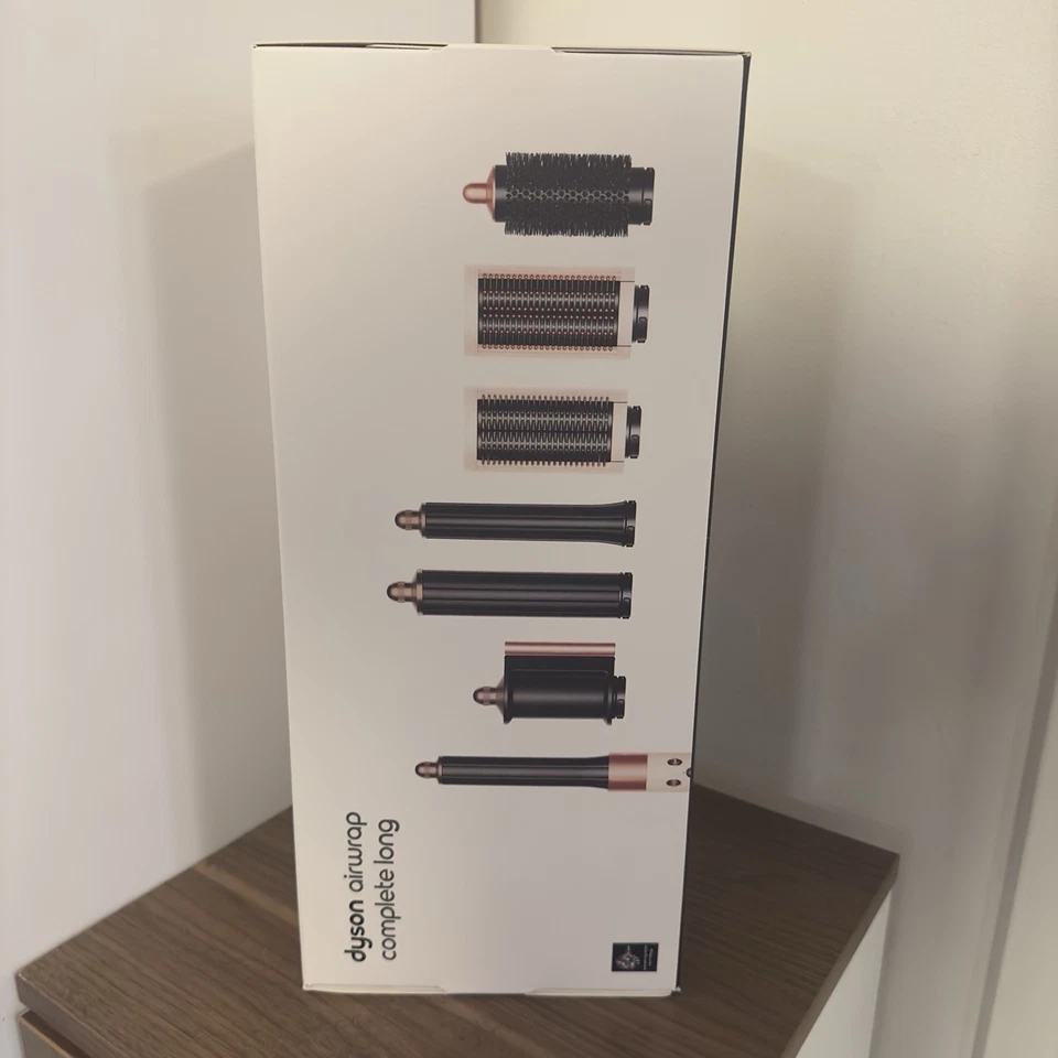 Dyson Airwrap™ Multi Hair Styler in Ceramic Pink and Rose Gold - Image 2 of 4