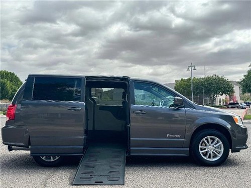 2020 Dodge Grand Caravan SXT 4dr Mini Van