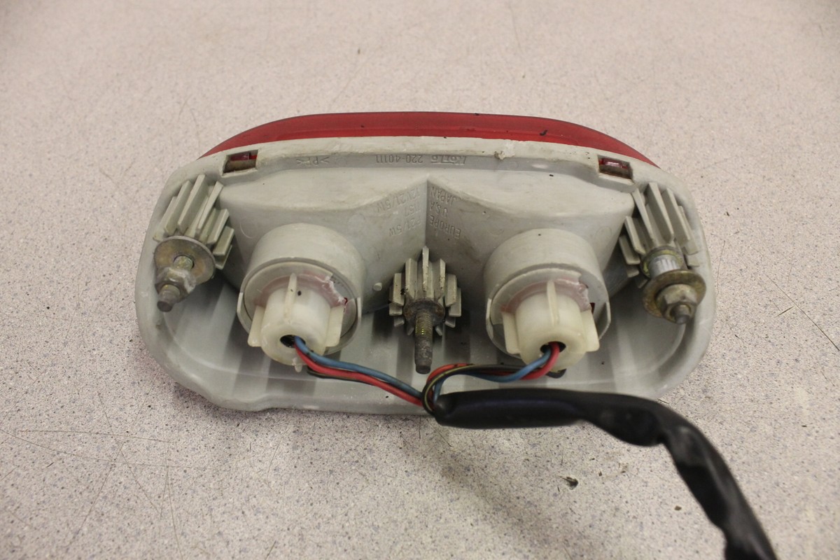 1993 Kawasaki Ninja ZX6 ZX600D REAR TAIL TAILLIGHT BACK BRAKE