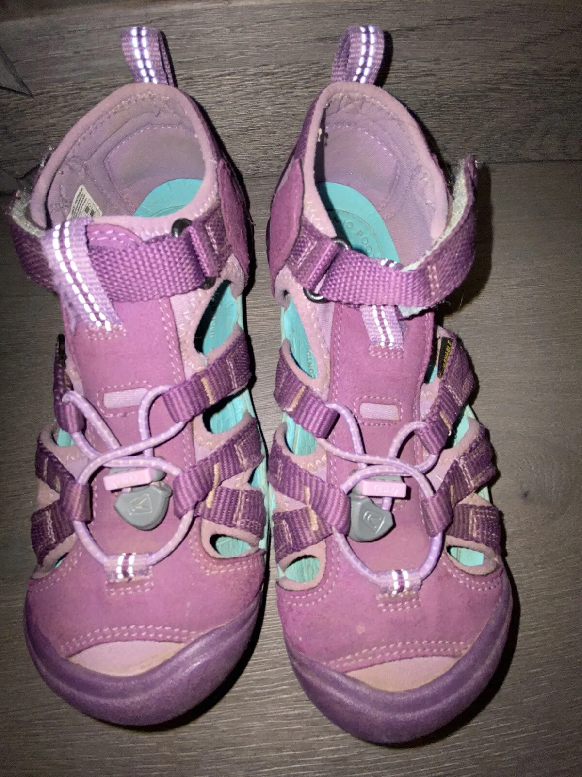 Sandali da esterno per ragazze Keen viola scarpe da acqua lavabili taglia 3 iniziali sui tacchi