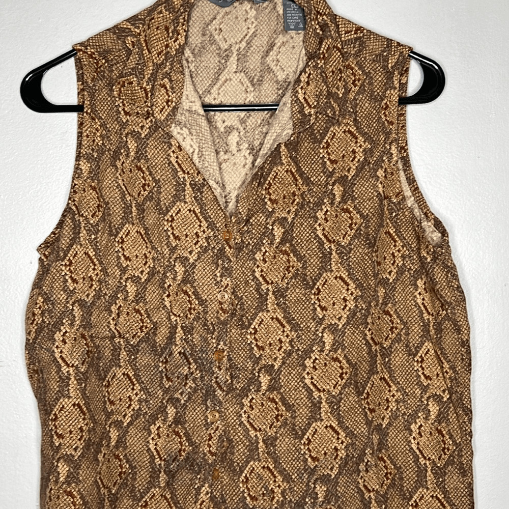 Solutions New York python print sleeveless button… - image 3