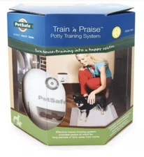 NEW Petsafe Train N Praise Dog Treat Potty Dispenser Remote Training System, NIB